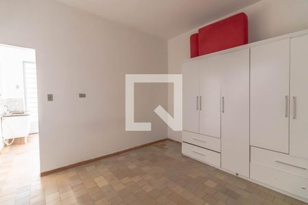 Quarto  de casa para alugar com 1 quarto, 32m² em Piqueri, São Paulo