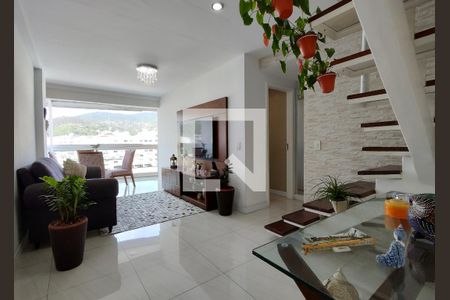 Apartamento à venda com 146m², 3 quartos e 2 vagasSala