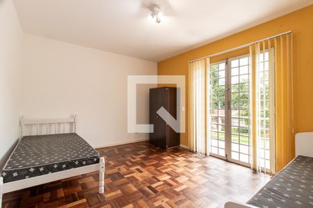 quarto 1 de casa de condomínio para alugar com 3 quartos, 115m² em Cajuru, Curitiba