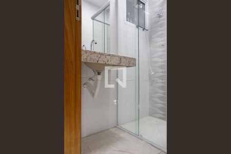 Banheiro de apartamento para alugar com 1 quarto, 30m² em Jardim Modelo, São Paulo
