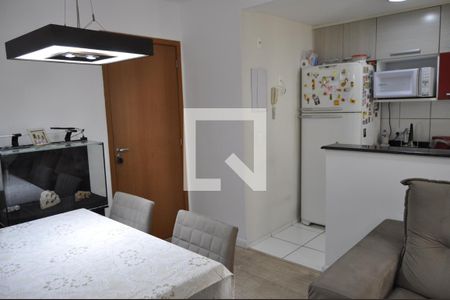 Sala de apartamento à venda com 2 quartos, 52m² em Todos Os Santos, Rio de Janeiro