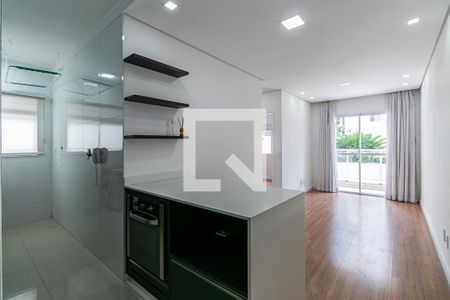 Sala / Cozinha de apartamento para alugar com 2 quartos, 49m² em Vila Moreira, São Paulo