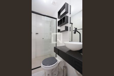 Banheiro de kitnet/studio para alugar com 1 quarto, 30m² em Santana, São Paulo