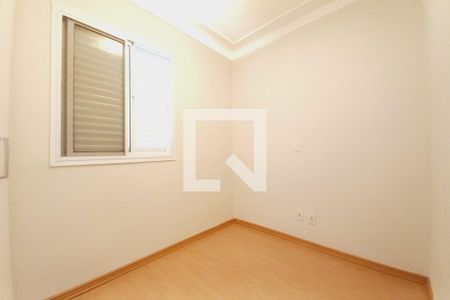 Quarto 1  de apartamento para alugar com 2 quartos, 61m² em Jardim São Vicente, Campinas