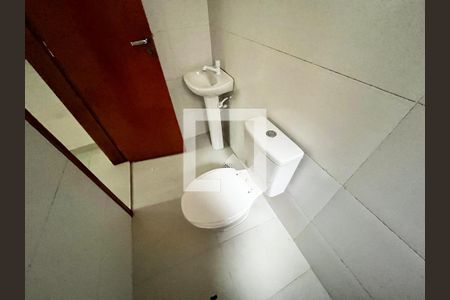 Banheiro Social de kitnet/studio à venda com 1 quarto, 26m² em Jardim Paraíso, São Paulo