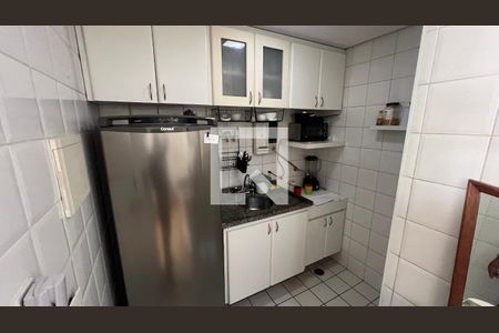 Apartamento para alugar com 40m², 1 quarto e 1 vaga Apartamento para alugar com 40m², 1 quarto e 1 vagaCozinha - Armários