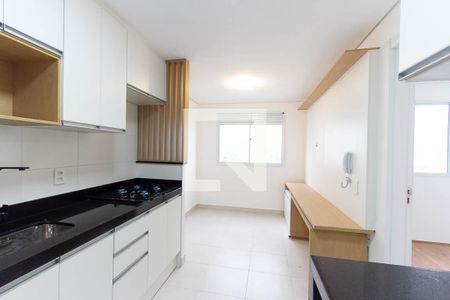 Sala/cozinha  de apartamento para alugar com 1 quarto, 27m² em Barra Funda, São Paulo