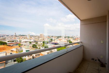 Varanda da sala de apartamento para alugar com 2 quartos, 69m² em Vila Humaitá, Santo André