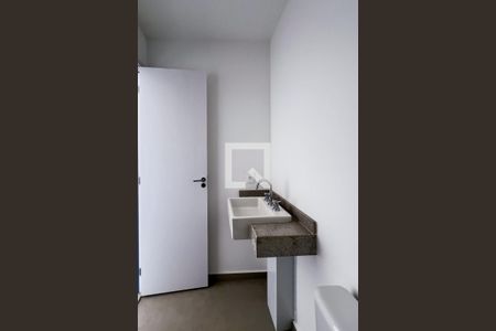 Banheiro de kitnet/studio à venda com 1 quarto, 27m² em Moema, São Paulo