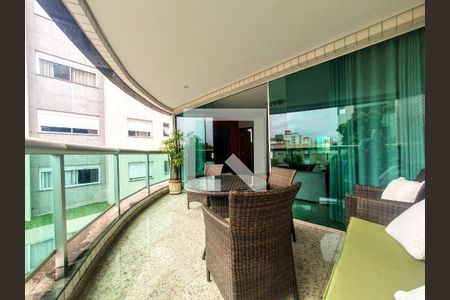 Varanda de apartamento à venda com 4 quartos, 143m² em Cidade Nova, Belo Horizonte