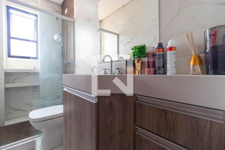 Apartamento à venda com 76m², 2 quartos e 1 vaga Apartamento à venda com 76m², 2 quartos e 1 vagaBanheiro