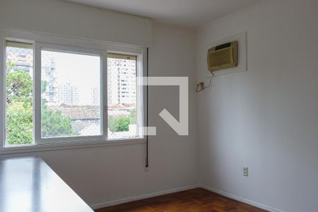 Quarto 1 de apartamento para alugar com 2 quartos, 65m² em Menino Deus, Porto Alegre