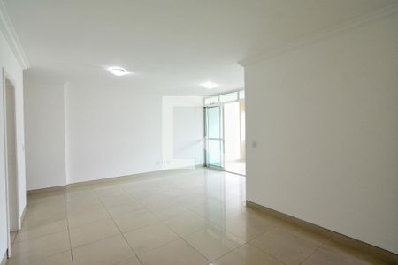 Apartamento à venda com 123m², 4 quartos e 3 vagasSala