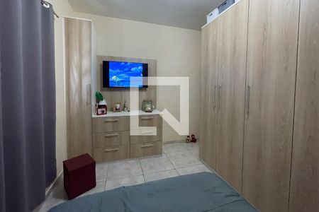 Quarto de casa para alugar com 3 quartos, 104m² em Jardim Olavo Bilac, Duque de Caxias