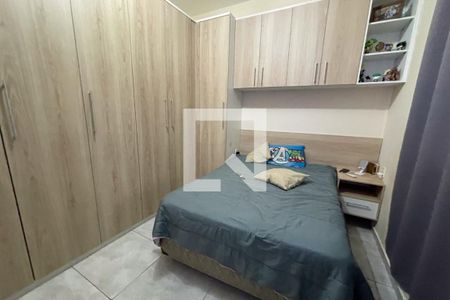 Quarto de casa para alugar com 3 quartos, 104m² em Jardim Olavo Bilac, Duque de Caxias