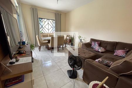 Sala de casa para alugar com 3 quartos, 104m² em Jardim Olavo Bilac, Duque de Caxias