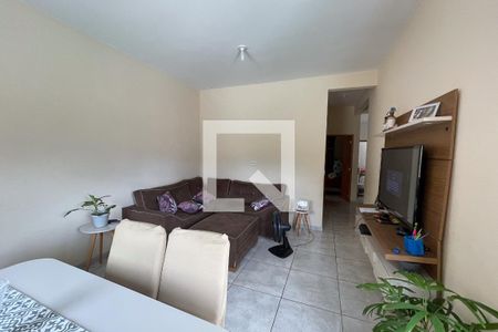 Sala de casa para alugar com 3 quartos, 104m² em Jardim Olavo Bilac, Duque de Caxias