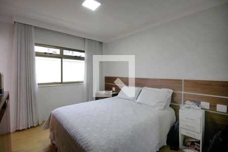 Suite de apartamento à venda com 4 quartos, 112m² em Funcionários, Belo Horizonte