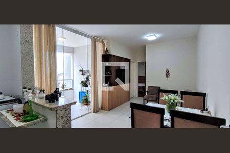 Sala de apartamento à venda com 2 quartos, 60m² em Castelo, Belo Horizonte