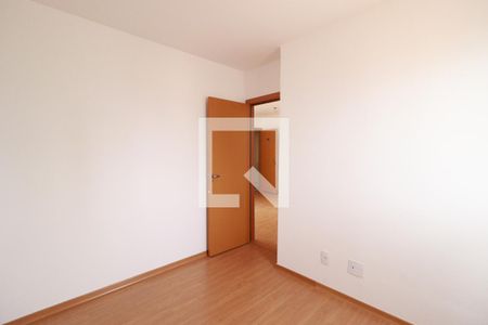 Quarto 1v de apartamento para alugar com 2 quartos, 40m² em Jardim Patricia, Uberlândia