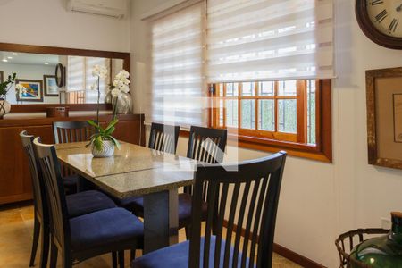 Sala de casa de condomínio para alugar com 2 quartos, 201m² em Tristeza, Porto Alegre