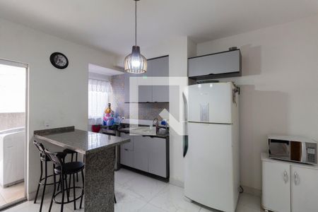 Sala e Cozinha Integrada de apartamento à venda com 2 quartos, 52m² em Jardim Maringa, São Paulo