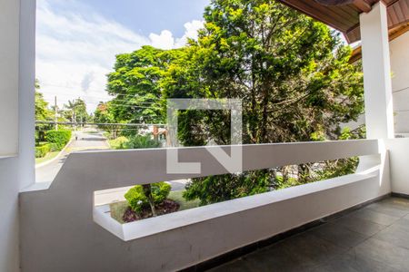 Casa de condomínio à venda com 450m², 5 quartos e 8 vagas Casa de condomínio à venda com 450m², 5 quartos e 8 vagasVaranda