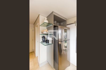 Casa de condomínio à venda com 450m², 5 quartos e 8 vagas Casa de condomínio à venda com 450m², 5 quartos e 8 vagasDetalhe da cozinha