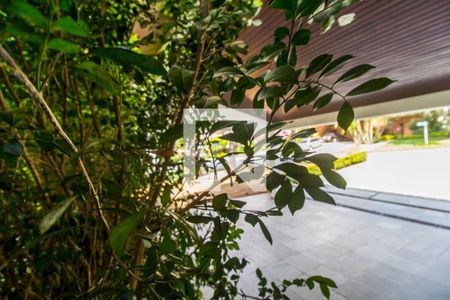 Casa de condomínio à venda com 450m², 5 quartos e 8 vagas Casa de condomínio à venda com 450m², 5 quartos e 8 vagasVista