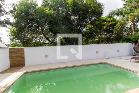 Casa de condomínio à venda com 450m², 5 quartos e 8 vagas Casa de condomínio à venda com 450m², 5 quartos e 8 vagasPiscina