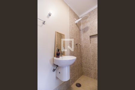 Casa de condomínio à venda com 450m², 5 quartos e 8 vagas Casa de condomínio à venda com 450m², 5 quartos e 8 vagasBanheiro da Suíte