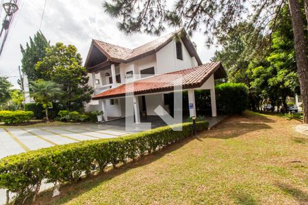 Casa de condomínio à venda com 450m², 5 quartos e 8 vagas Casa de condomínio à venda com 450m², 5 quartos e 8 vagasVista da Rua