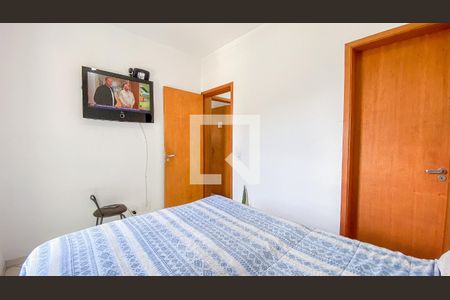 Suite de apartamento à venda com 2 quartos, 96m² em Jardim Stetel, Santo André