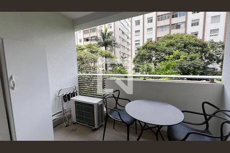 Varanda de kitnet/studio à venda com 1 quarto, 26m² em Vila Madalena, São Paulo