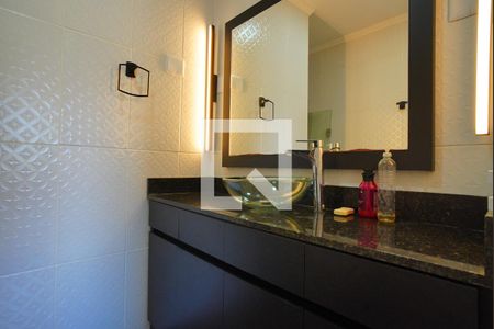 Banheiro da Suíte de apartamento à venda com 3 quartos, 248m² em Rio Branco, Porto Alegre