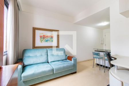 Sala de kitnet/studio para alugar com 1 quarto, 30m² em Centro, Curitiba