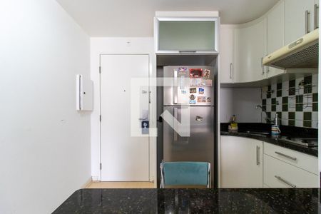 Cozinha - Armários de kitnet/studio para alugar com 1 quarto, 30m² em Centro, Curitiba