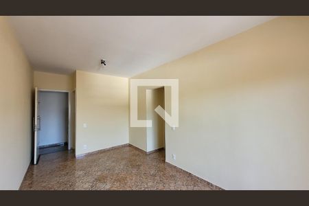 Sala de apartamento para alugar com 3 quartos, 77m² em Vila Itapura, Campinas