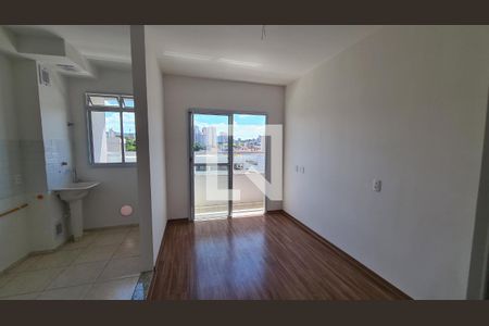 Sala de apartamento para alugar com 2 quartos, 44m² em Jardim Shangai, Jundiaí