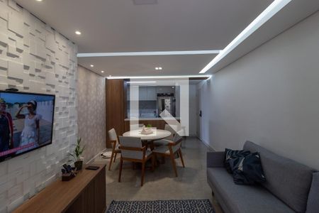 Sala de  estar  de apartamento à venda com 3 quartos, 76m² em Usina Piratininga, São Paulo