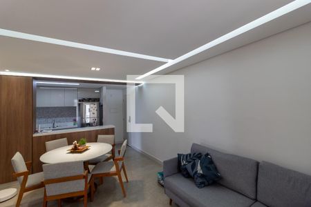 Sala de  estar  de apartamento à venda com 3 quartos, 76m² em Usina Piratininga, São Paulo