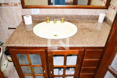 Apartamento à venda com 86m², 2 quartos e 1 vaga Apartamento à venda com 86m², 2 quartos e 1 vagaBanheiro