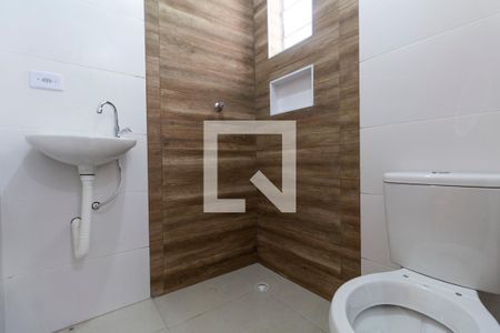 Studio - Banheiro  de kitnet/studio para alugar com 0 quarto, 22m² em Vila Paulistania, São Paulo