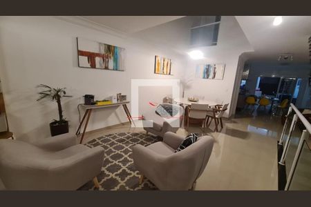 Casa à venda com 3 quartos, 280m² em Santa Maria, São Caetano do Sul