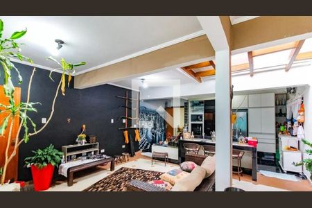Casa à venda com 3 quartos, 250m² em Vila Rosalia, Guarulhos