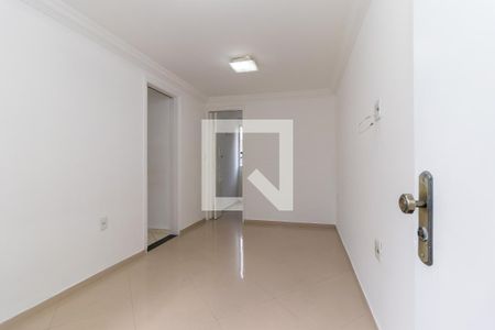 Sala de apartamento à venda com 3 quartos, 60m² em Conjunto Residencial José Bonifácio, São Paulo