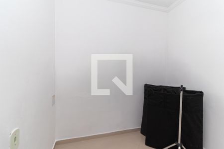 Quarto 1 de apartamento para alugar com 3 quartos, 60m² em Conjunto Residencial José Bonifácio, São Paulo