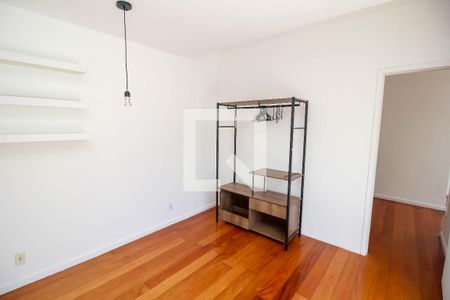 Quarto 1 de apartamento à venda com 2 quartos, 100m² em Laranjeiras, Rio de Janeiro