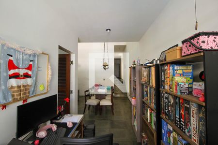 Escritório de casa à venda com 3 quartos, 480m² em Vila Santa Clara, São Paulo