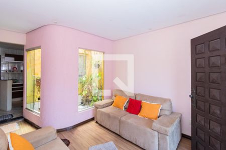 Sala 1 de casa à venda com 2 quartos, 140m² em Olaria, Canoas